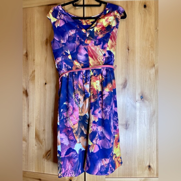 Ellen Tracy Floral Shift Dress - Picture 4 of 6